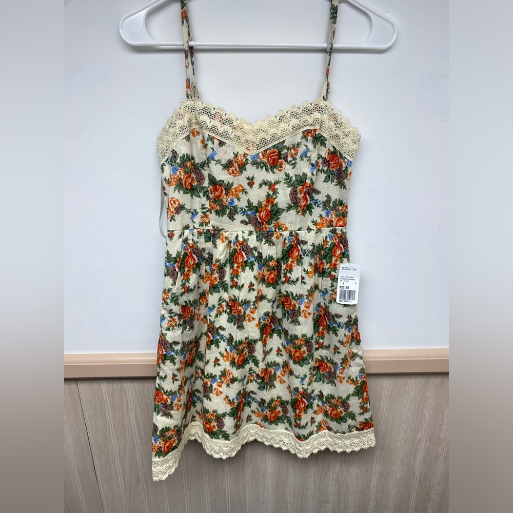 Forever 21 - Short Length Dress - Size Small - New With Tags